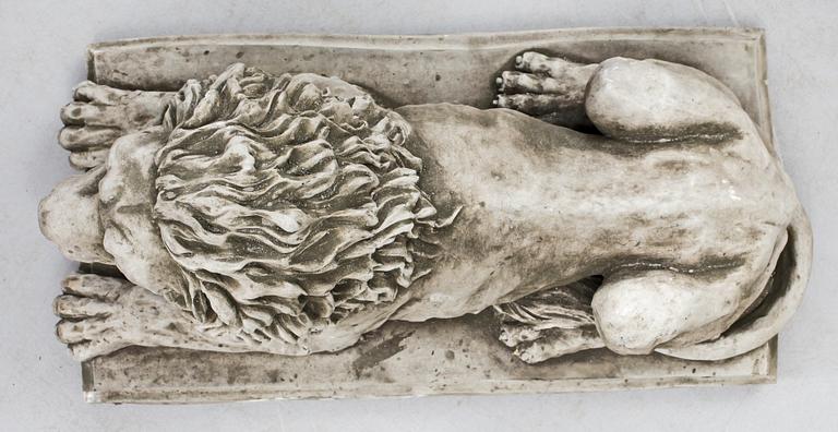 TRÄDGÅRDSSKULPTURER, ett par, cement, 2000-tal.