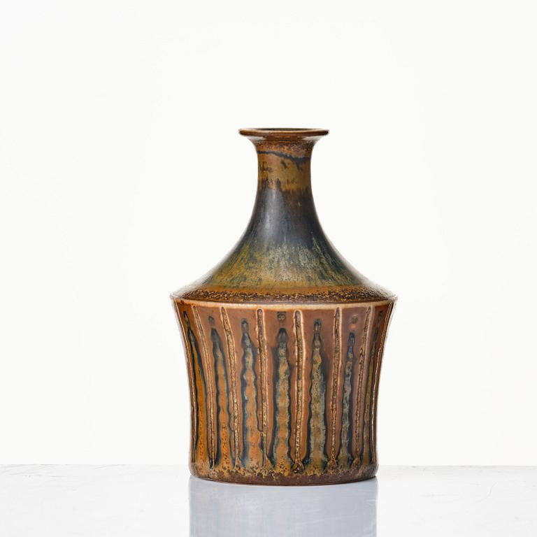 Stig Lindberg, two stoneware vases, Gustavsberg studio, Sweden 1963 and 1965.