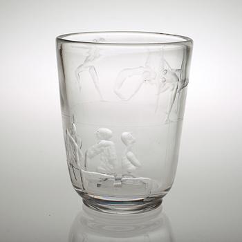 An Erik Höglund engraved glass vase, Boda, 1960's.