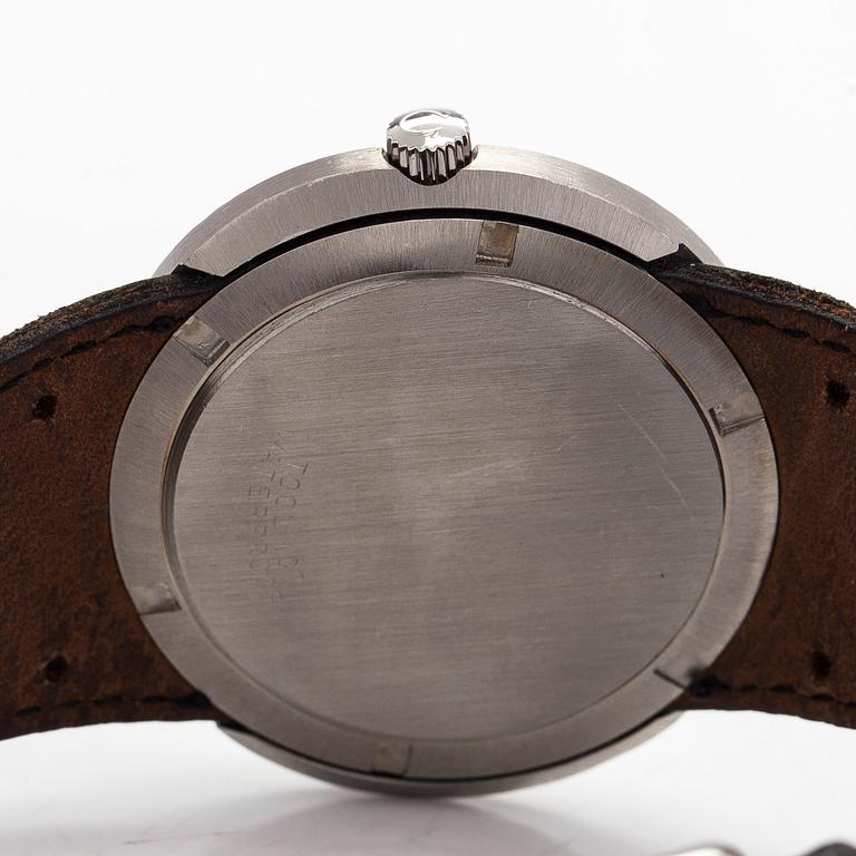 Omega, Genève, Dynamic, rannekello, 40 x 36 mm.