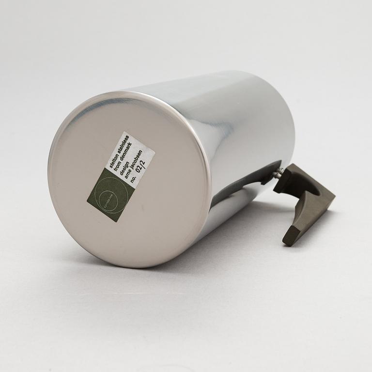 Stelton, 3 osaa, Arne Jacobsen, "Cylinda-Line" ja Erik Magnussen, jääpalakulho, Tanska, 1960-70-luku.