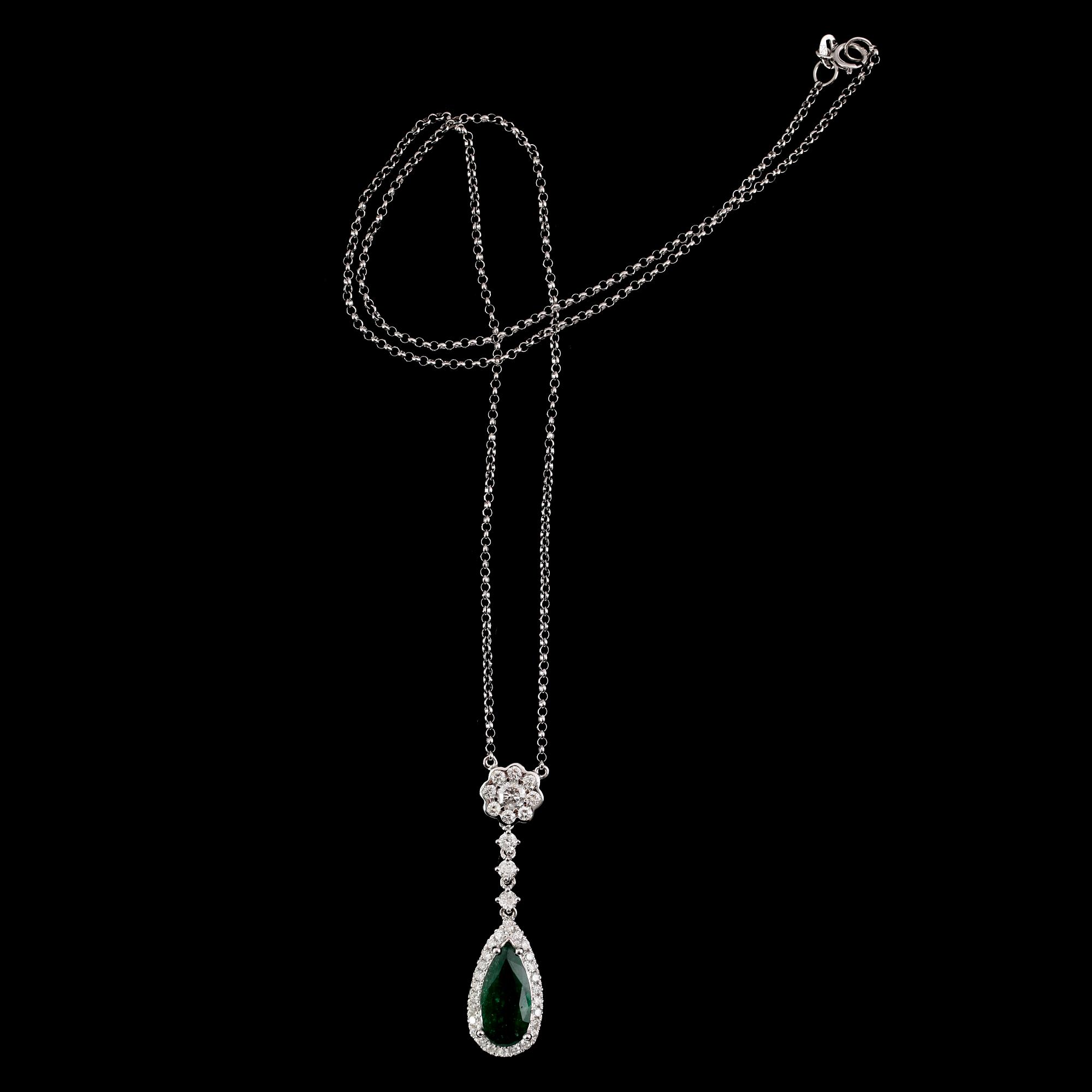 COLLIER, 18 k vitguld, smaragd ca 1.72 ct samt briljantslipade diamanter tot ca 0.72 ct.