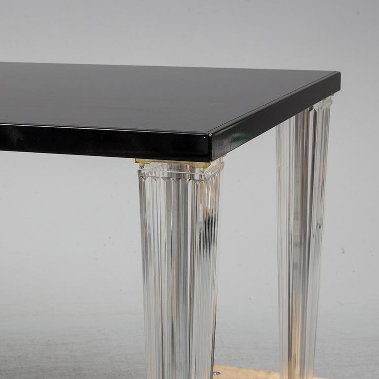 PHILIPPE STARCK, a 'Top Top' table from Kartell.