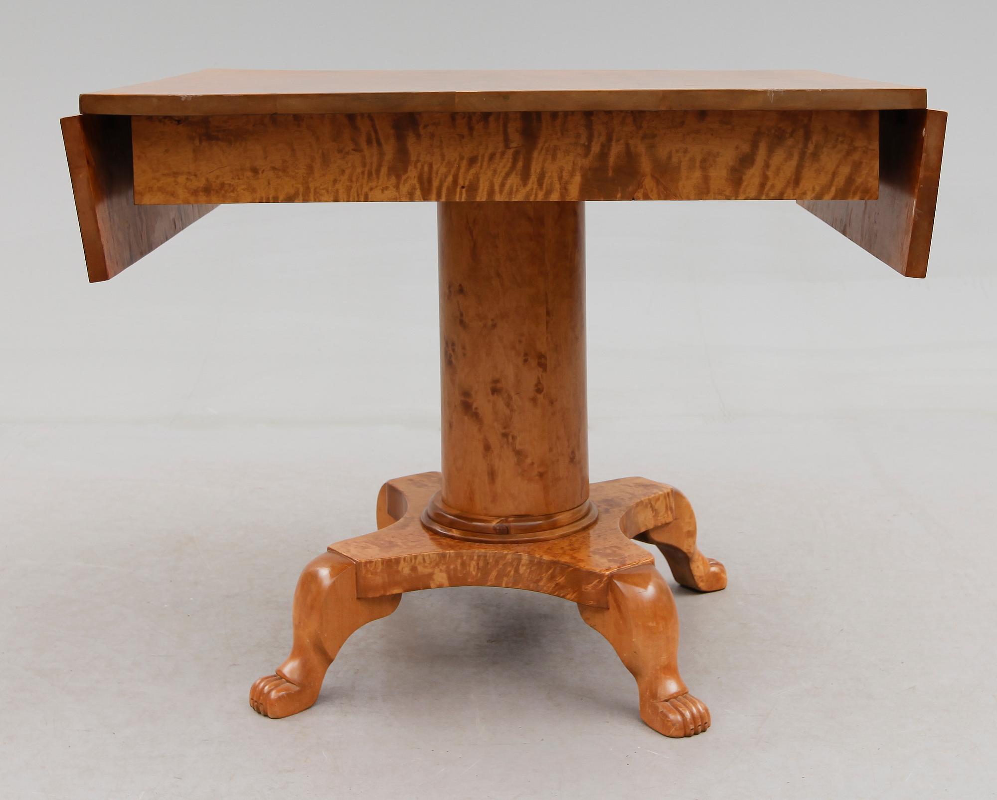 KLAFFBORD, Karl Johanstil, 1900-talets första hälft.