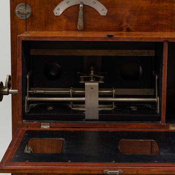 A first half of the 20th century studio camera.