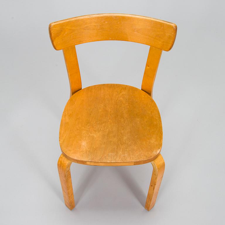 Alvar & Aino Aalto, kirjoituspöytä ja tuoli, malli "69", Artek, 1950/60/70-luku.