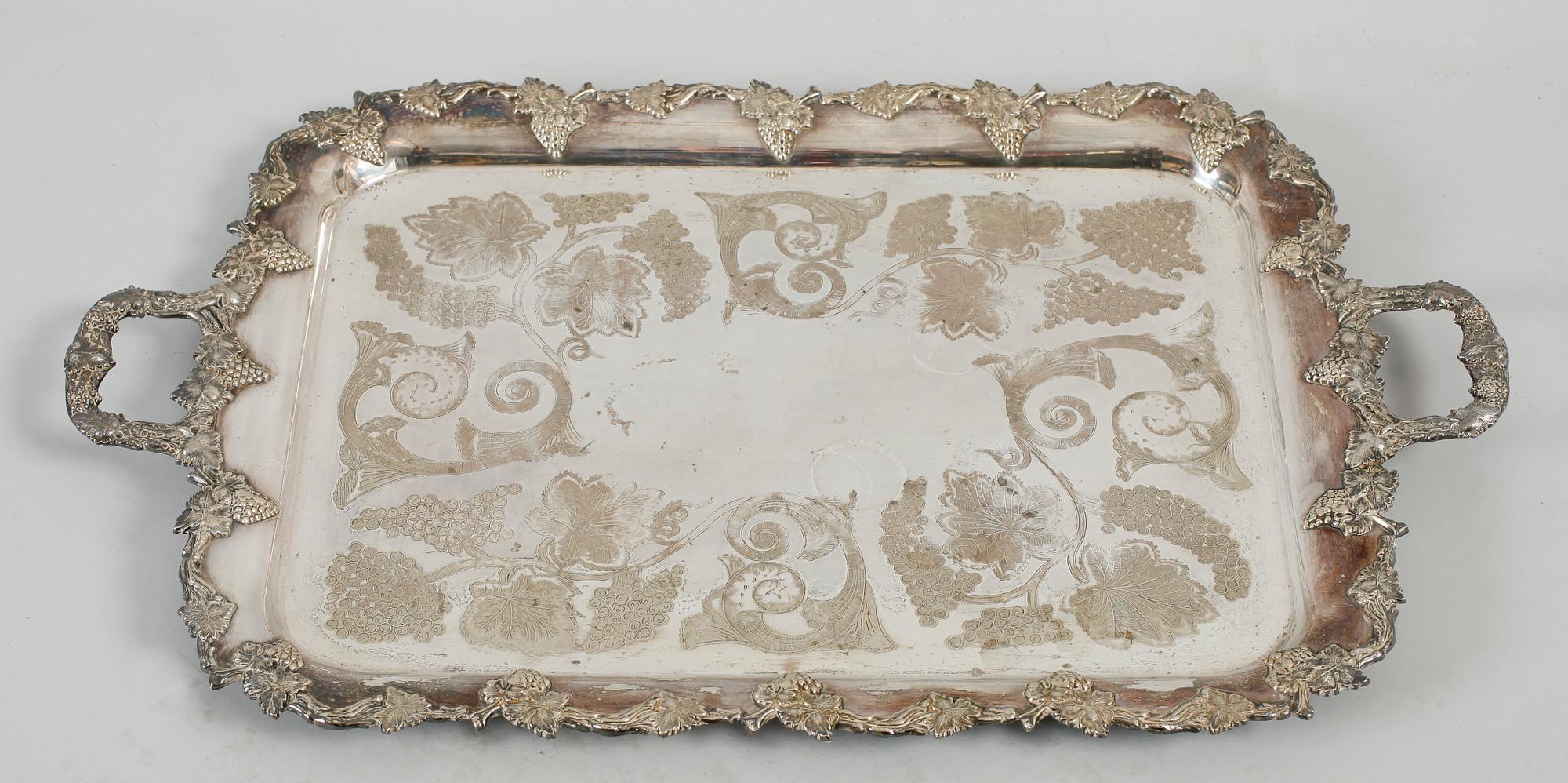 BRICKA, nysilver, 1900-talets mitt.