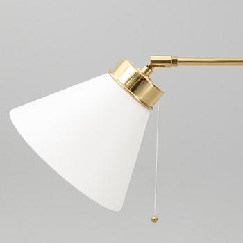 Josef Frank, golvlampa, modell 1842, Firma Svenskt Tenn.