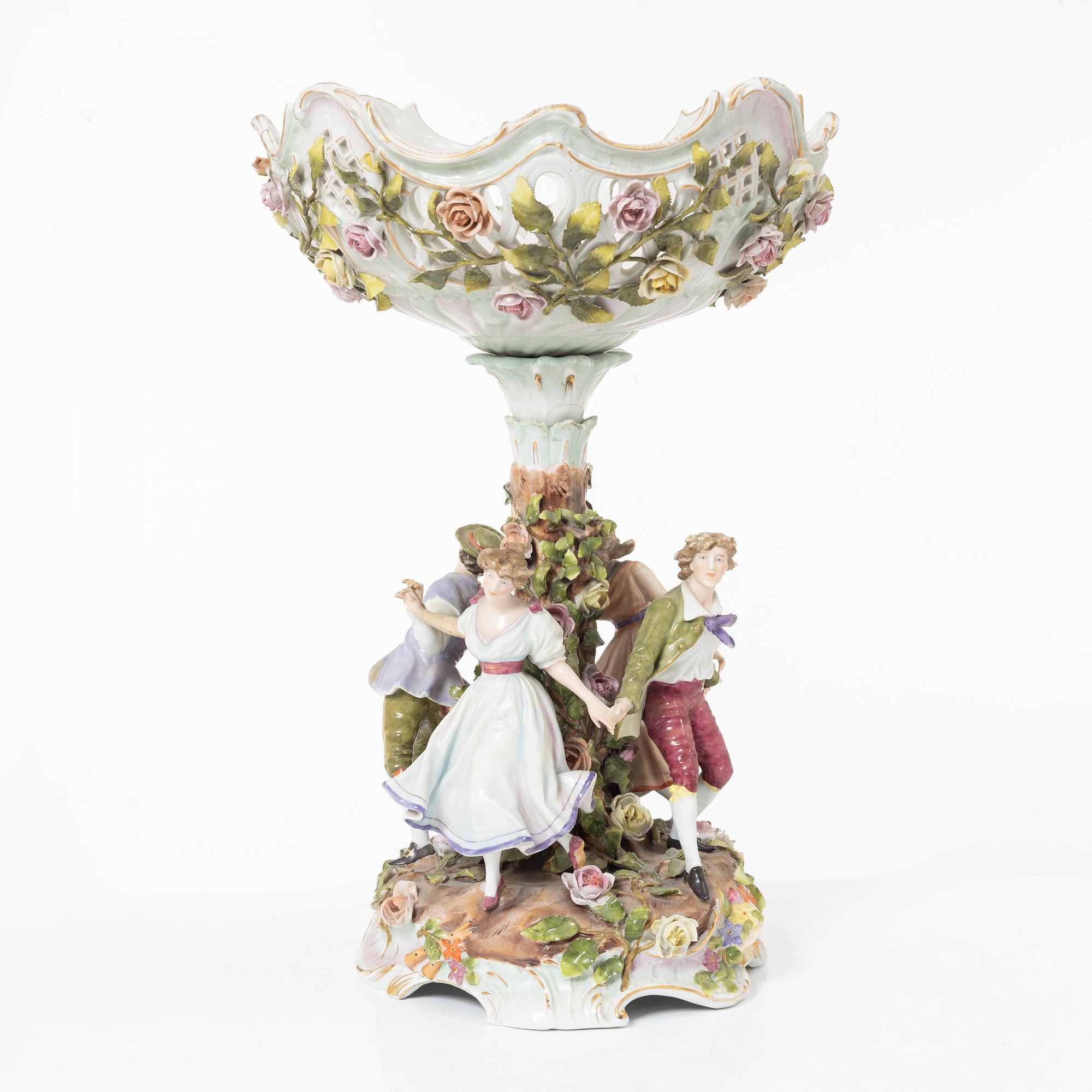A porcelain centrepiece, Germany, circa 1900.