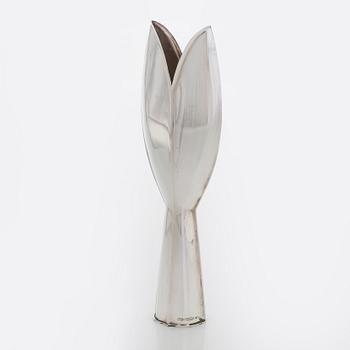 Tapio Wirkkala, a silver vase model TW 2, Kultakeskus, Hämeenlinna 1985.
