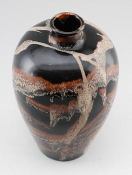 VAS, keramik, ostindisk, 2000-tal.