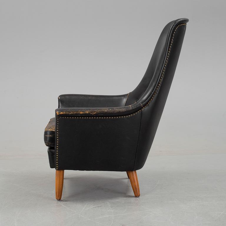 A leather easychair 1950/60s.