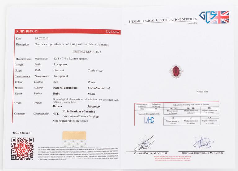 RING med obehandlad burmesisk rubin, ca 3.00 ct, samt gammalslipade diamanter, totalt ca 2.20 ct. Certifikat från GCS.