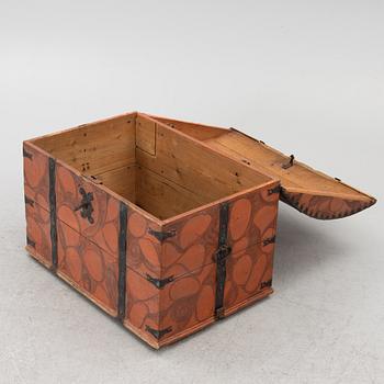 Chest, folk art, 18th century.