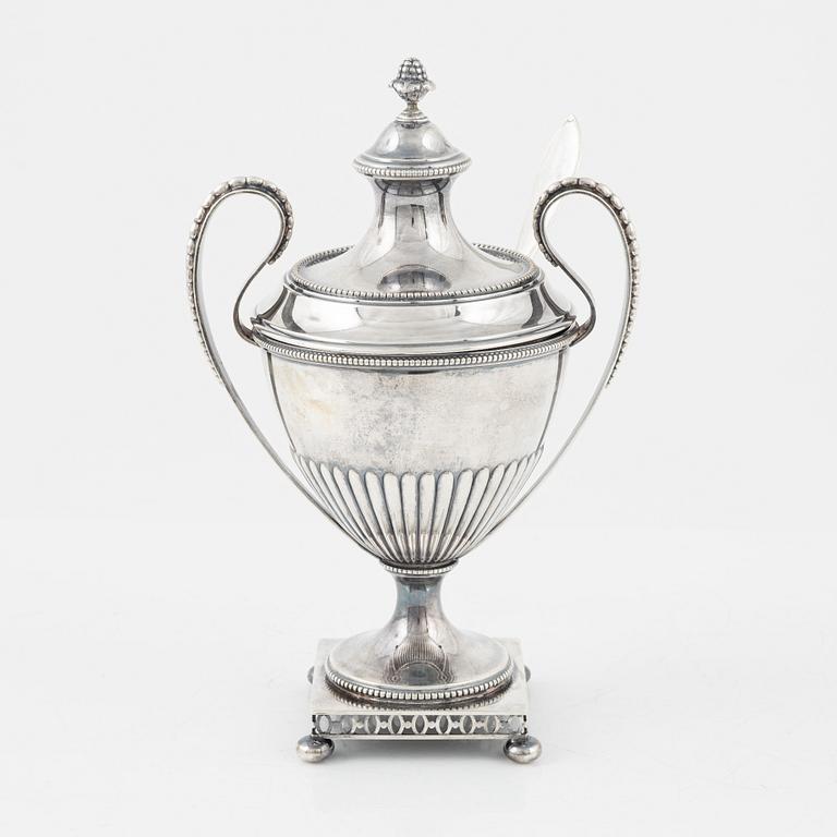 Sockerskål, silver, Gustaviansk stil, K. Andersson, Stockholm 1898.