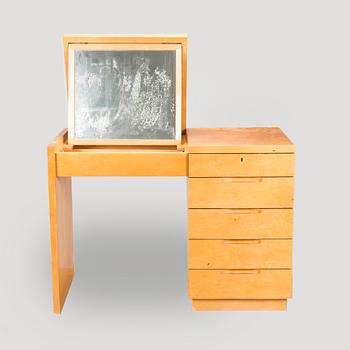 Aino Aalto, toalettbord / skrivbord,  modell 190, O.Y. Huonekalu- ja Rakennustyötehdas A.B. tidigt 1950-tal.