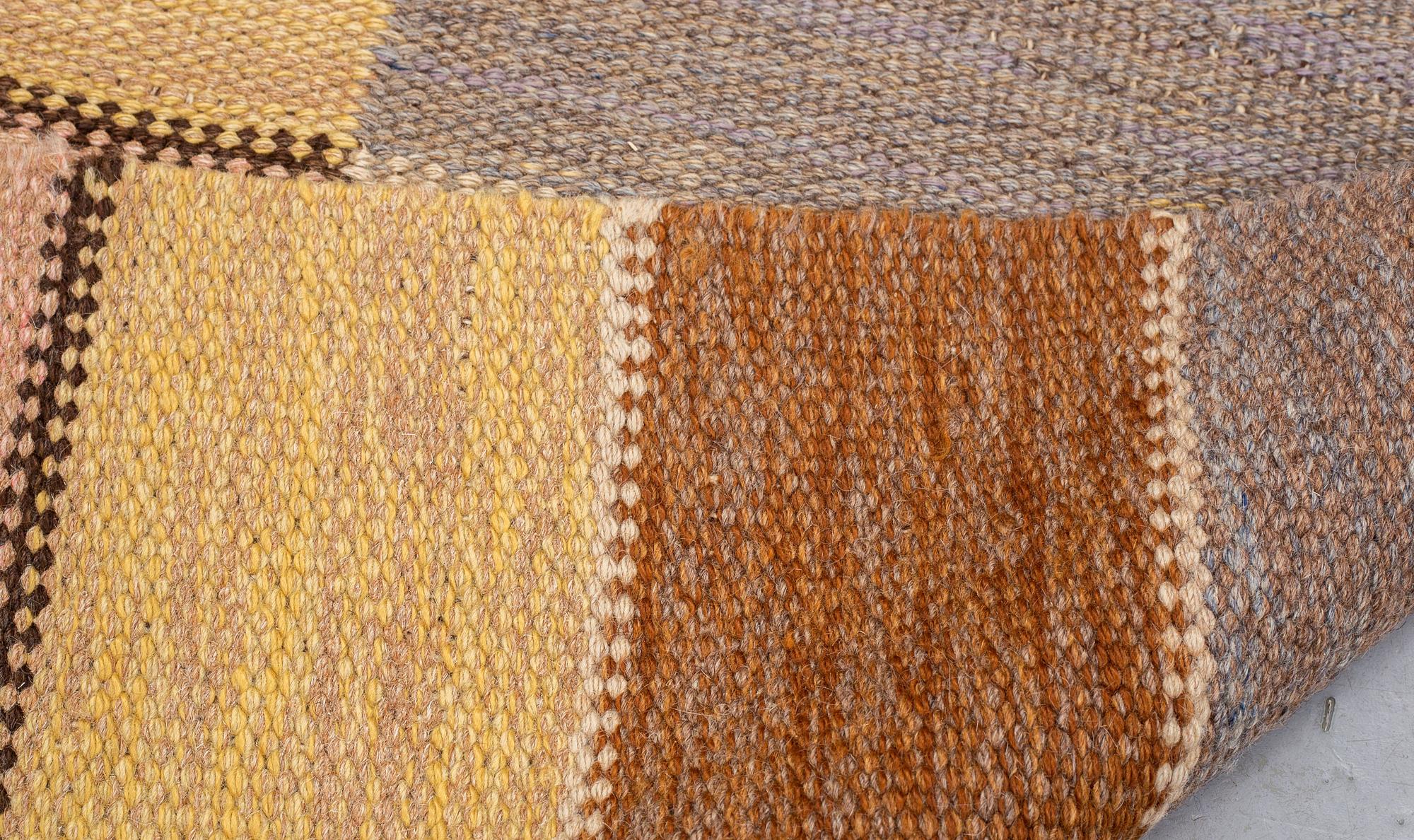 Märta Måås-Fjetterström, matta, "Nöthåret", rölakan, ca 197,5 x 118-119 cm, signerad MMF.