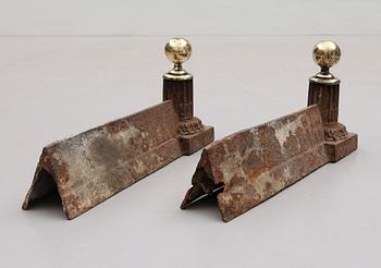 ELDHUDAR, 1 par, mässing och gjutjärn, 1900-talets första hälft.