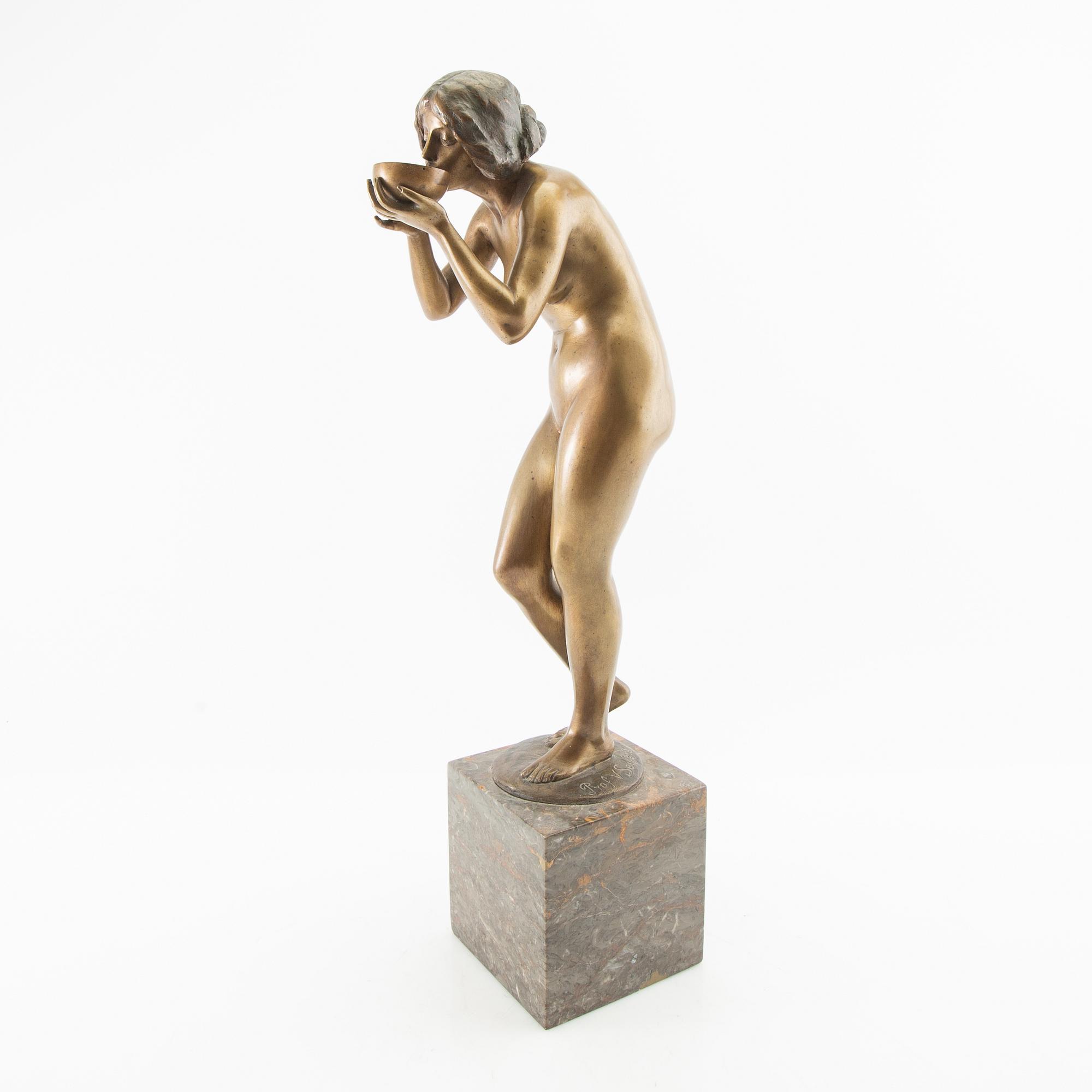 Victor Heinrich Seifert, sculpture "Drinking".