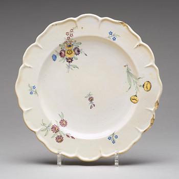 TALLRIKAR, sex stycken, olika, fajans. Marieberg och Rörstrand, 1700-tal.