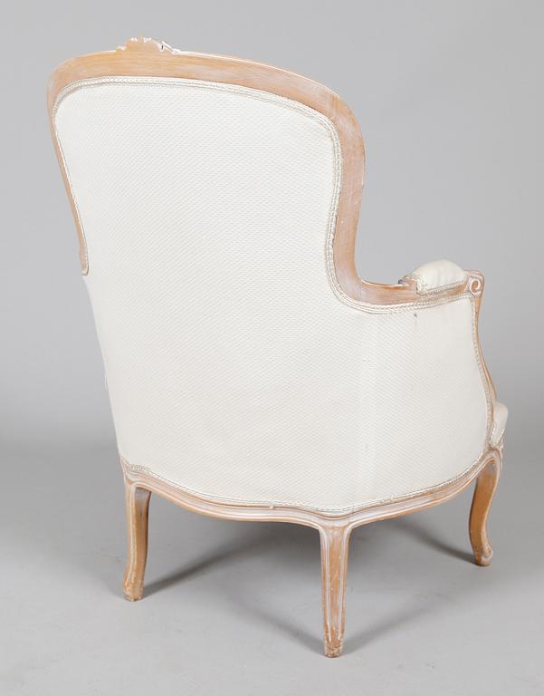 FÅTÖLJ, rokokostil, 1900-talets andra hälft.