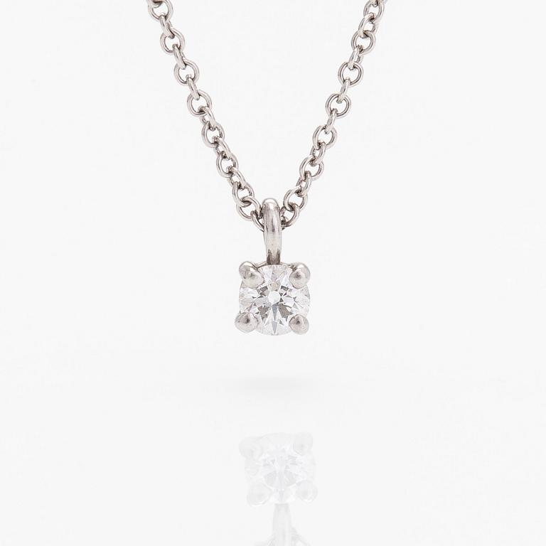 Tiffany & Co, a platinum necklace with brilliant-cut diamond approx. 0.11 ct.