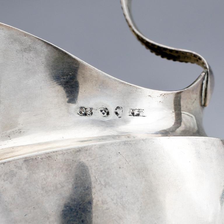 GRÄDDKANNA, silver, Stockholm, 1813. Vikt 217g.