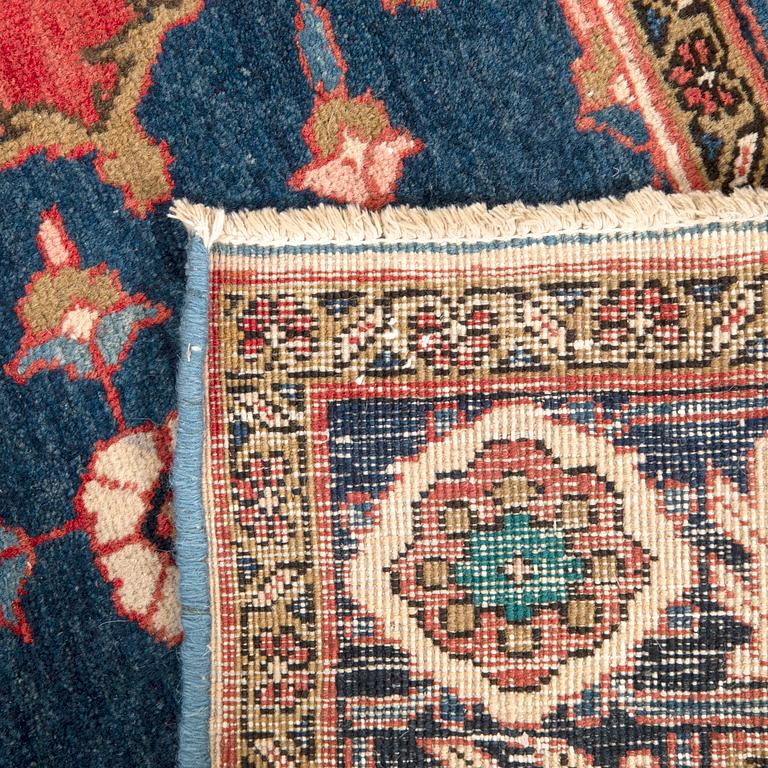 Matta orientalisk old ca 285x190 cm.