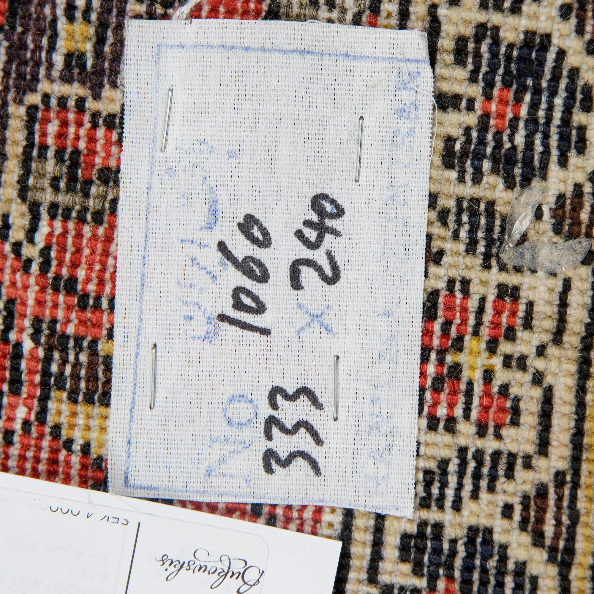 Matto, Old Bakthiari, ca 336 x 228 cm.