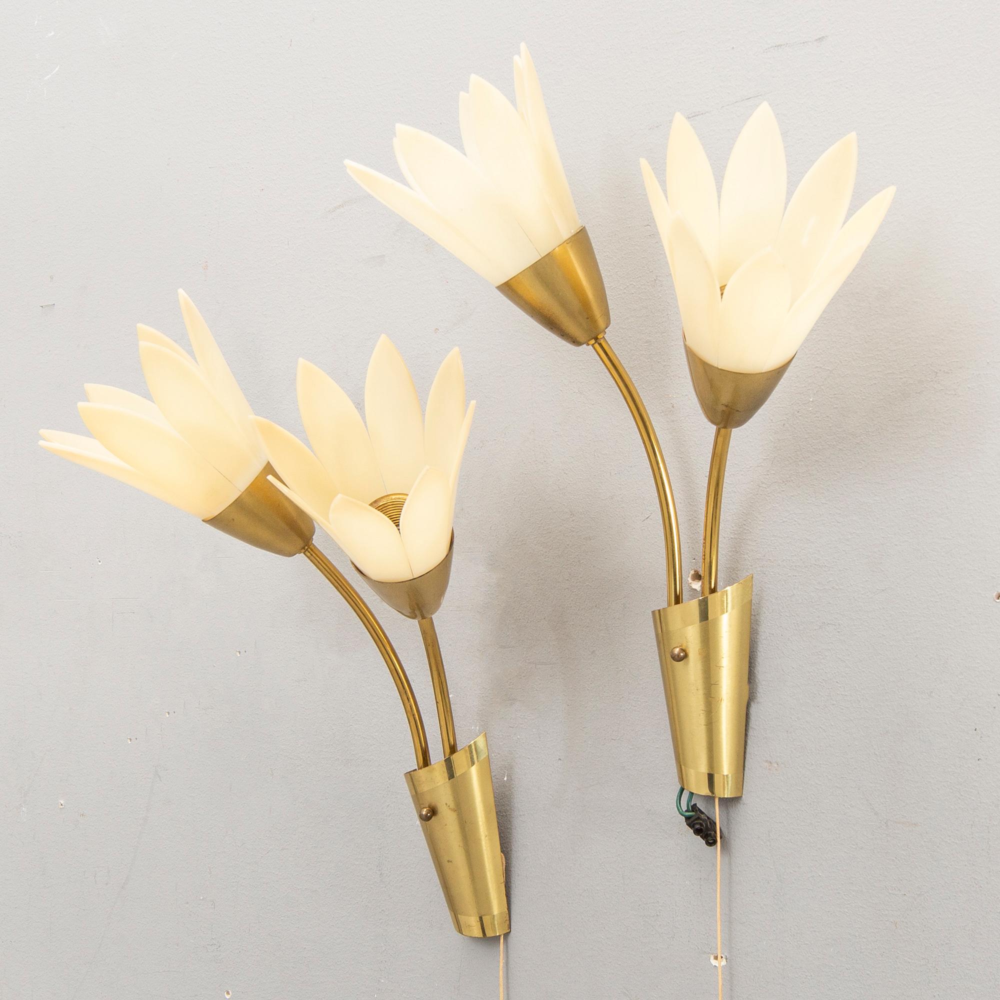 A pair of wall lamps, 1950s.