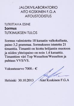 SORMUS, 18K valkokultaa, 21 timanttia yht. 1,40 ct. Keskikivi n. 0,40 ct. Paino 3,2 g. 1990-luku. Todistus.