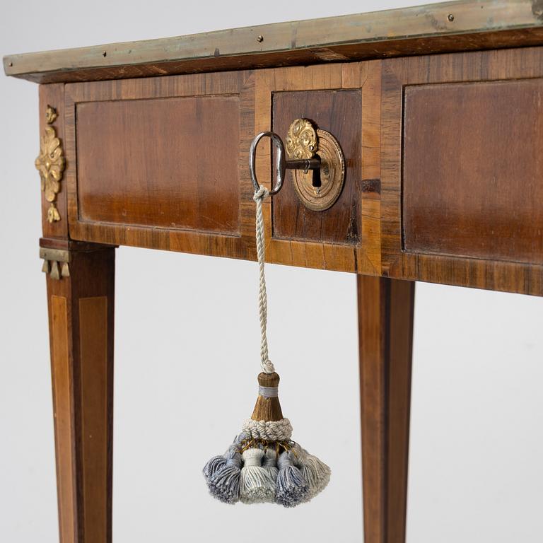 Ladies’ work table, Gustavian, in the manner of Ander Lundelius, late 18th century.
