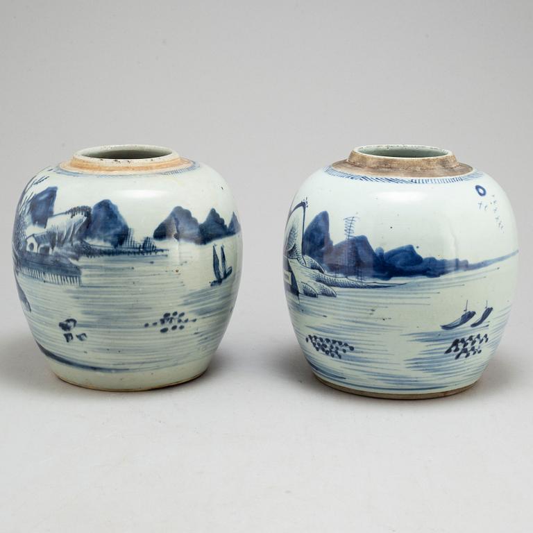 Two large blue and white jars, Qing dynasty, 19th century.