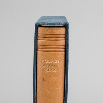 SVERIGES RIDDAR ORDNAR, av Karl Löfström, Stenviks Bokförlag AB. Numrerad 40/500.