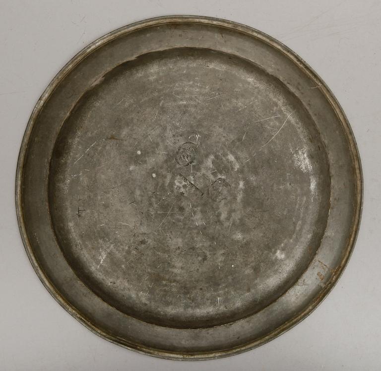 FAT, tenn, otydliga stämplar, Stockholm 1700-tal.