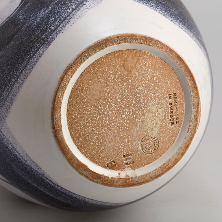 a mid 20th century earthenware floor vase designed by Mette Doller for Andersson och Johansson i Höganäs.