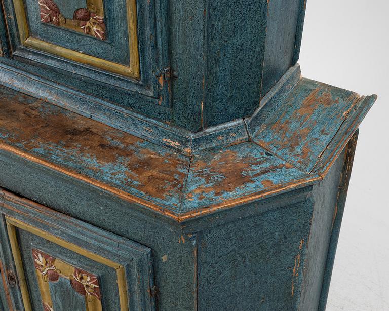 A painted late Baroque cabinet, 18th century.