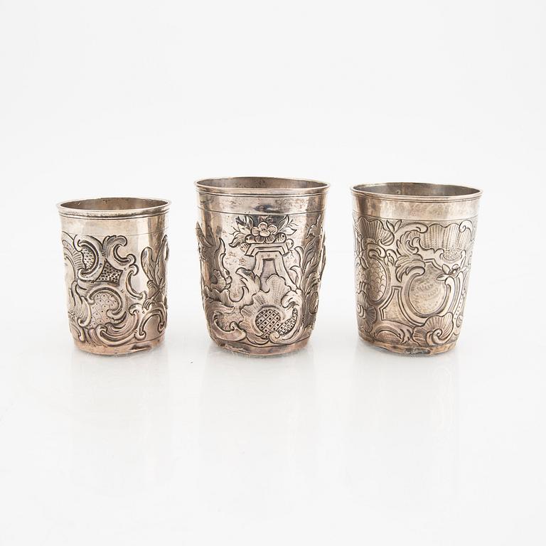 An 18th century set of three Russian silver cups mark of Moscow 1780s, weight 244 grams.