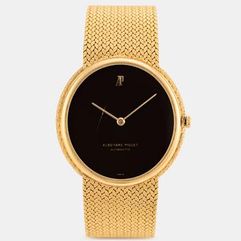 Audemars Piguet, ca 1977. <b>Case size:</b> 34 mm
<b>Material:</b> 18K gold
<b>Movem...