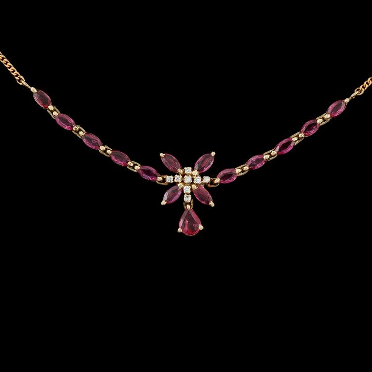 COLLIER, 14k guld, rubiner små diamanter. Vikt 5,8g.