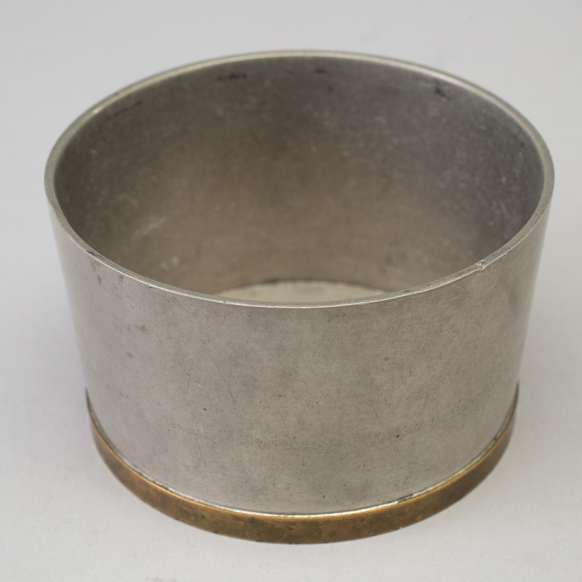 ESTRID ERICSON, tennburk med lockknopp i agat, Firma Svenskt tenn, 1930.