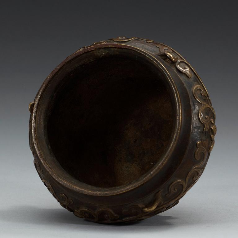 RÖKELSEKAR, brons. Qing dynastin, 1800-tal.