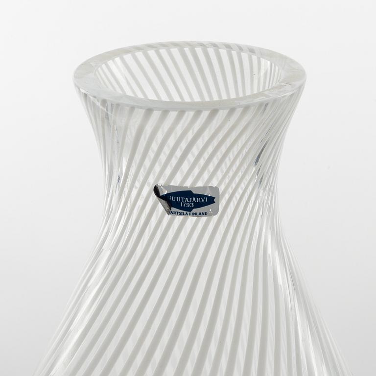 Oiva Toikka, a 'Tellervo' glass vase, Nuutajärvi Postipankki, Finland, and a glass bowl by Åsa Brandt.