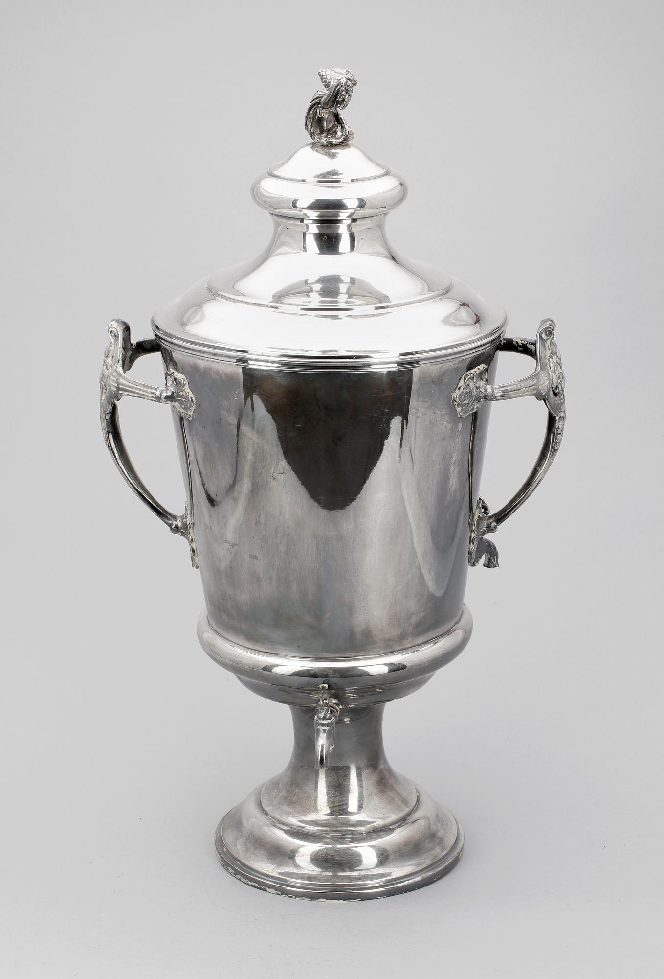 BRÄNNVINSCISTERN, nysilver, C R Carlström, sekelskfite 1900.
