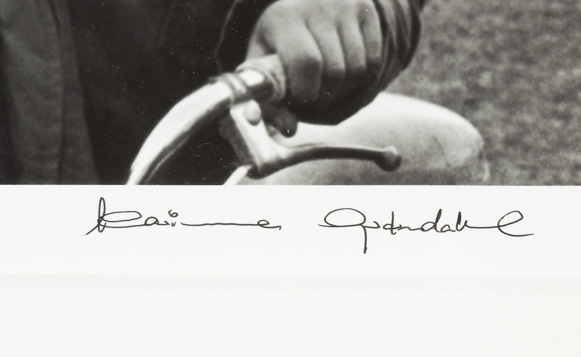 Marianne Grøndahl, gelatin silver print, signed 6/10.