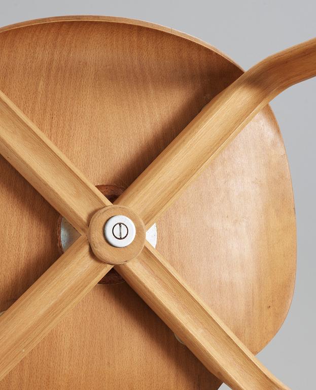 STOL, "Grand Prix", Arne Jacobsen, Fritz Hansen, Danmark.