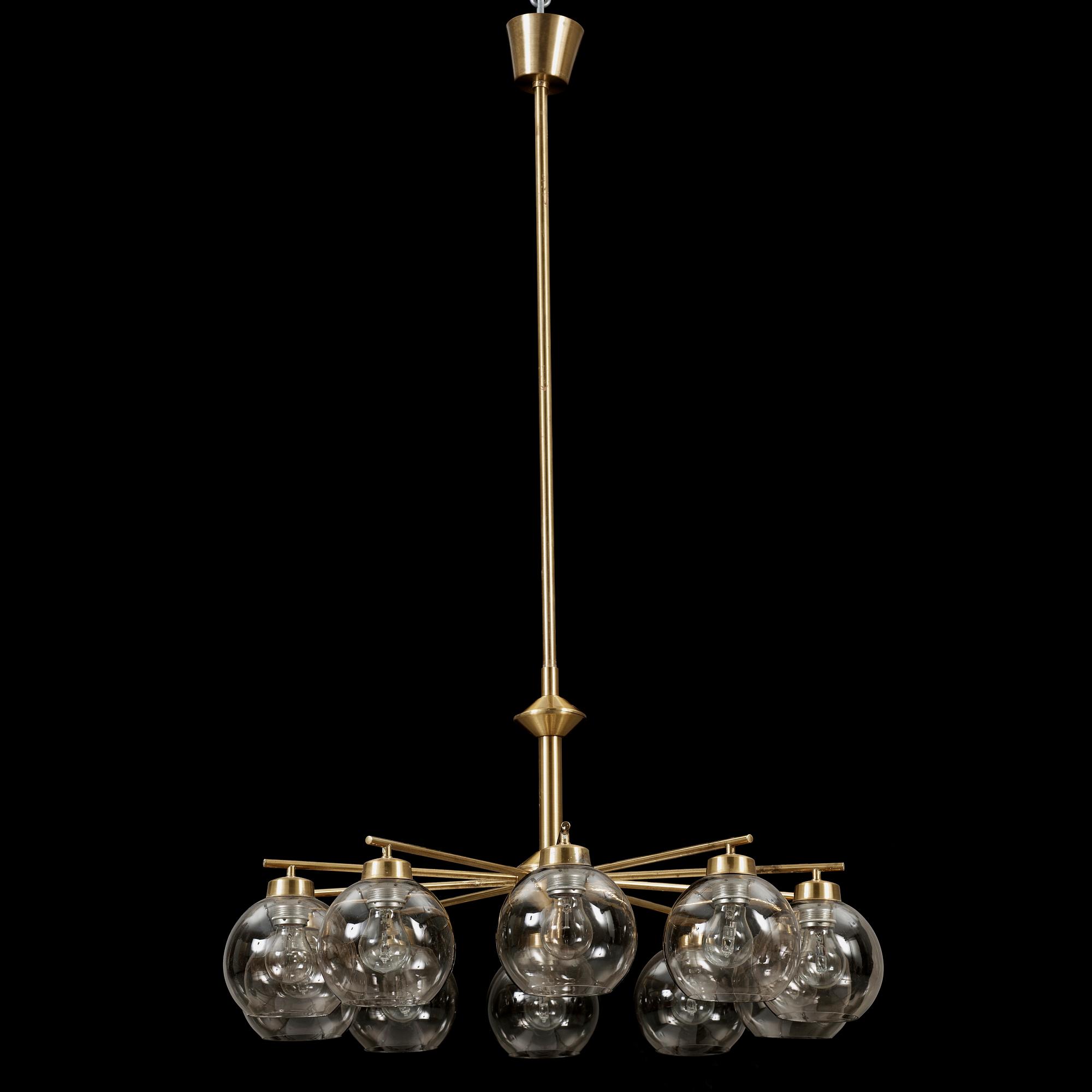 TAKLAMPA, Hans Agne Jakobsson, Markaryd, 1900-talets tredje kvartal. Höjd ca 122 cm.