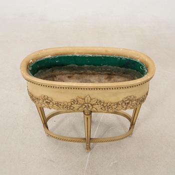 Flower box, first half of the 20th century.