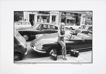 Carl Johan De Geer, "Marie -Louise tar paus i jobbet-Paris 1967" Stora bilden.