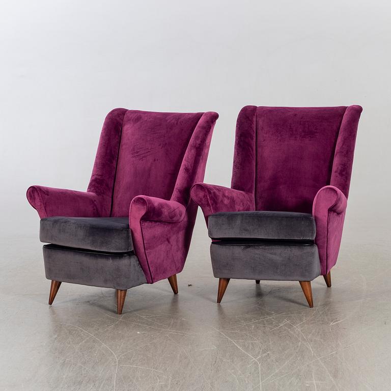 A pair of 1960:s Italian easychairs from ISA.